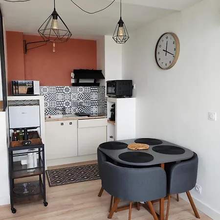 Lavande D'azur, T2, Parfait Pour Le Thermalisme, Climatisation, Parking Gratuit, Wifi, Est Compris Balaruc-les-Bains